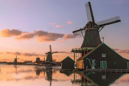 Dutch Hutspot - River Cruises